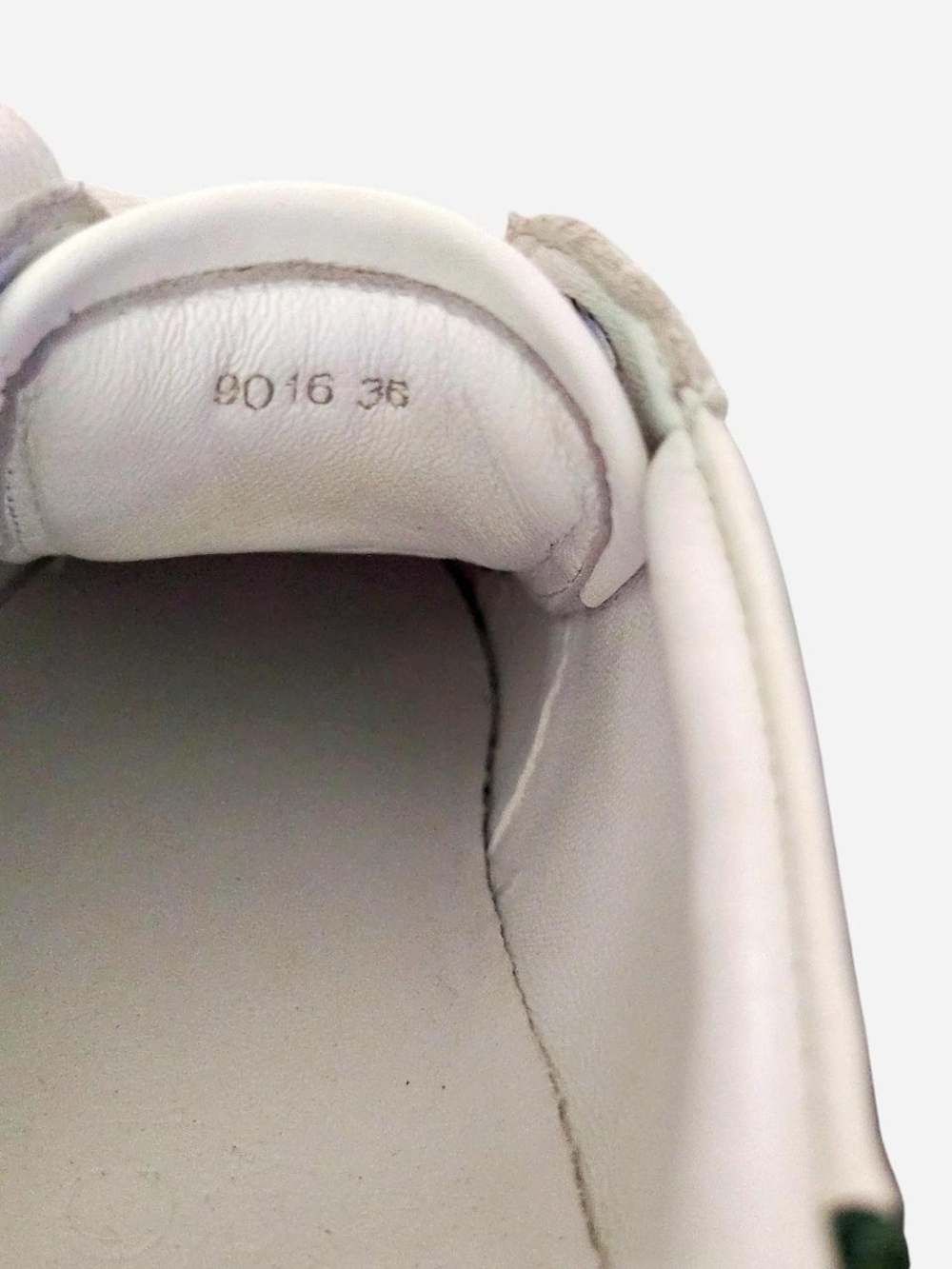 Gucci White Leather Low-Top Sneaker with Green Heel Accent - Picture 4 of 7